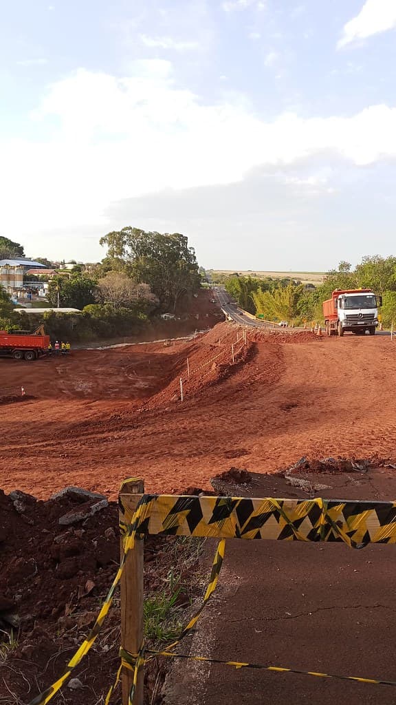 Obra de duplicação de rodovia acompanhada por Ricardo Madalena